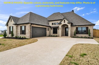 4760 Coral River Rd, College Station, TX 77845