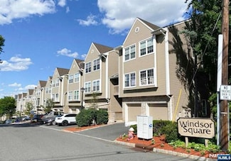 520 Windsor Dr, Palisades Park, NJ 07650