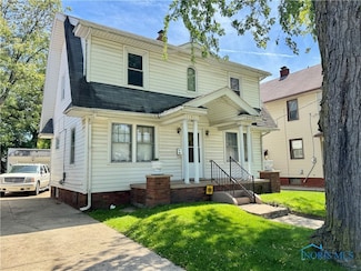 2135 Airport Hwy, Toledo, OH 43609
