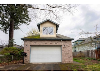6425 SE Woodstock Blvd, Portland, OR 97206
