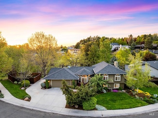 2346 E Roanoke Dr, Boise, ID 83712