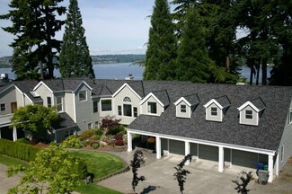 901 18th Ave W, Kirkland, WA 98033