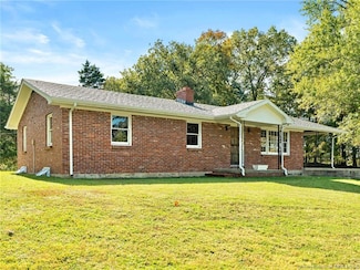 895 Brigetta Dr NE, Corydon, IN 47112