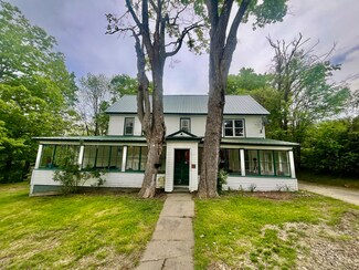 14 Church St, Bridgton, ME 04009