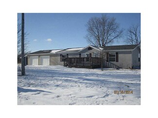 2980 61st Street Ln, Vinton, IA 52349