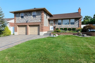 1153 Sheldon Dr, Westbury, NY 11590