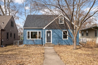 3412 Meridian Dr, Robbinsdale, MN 55422