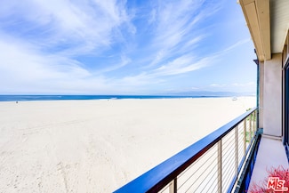 1 Spinnaker St Unit 11, Marina Del Rey, CA 90292
