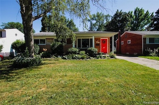 1002 E Windemere Ave, Royal Oak, MI 48073