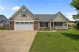 107 Hayes Ct, Raeford, NC 28376