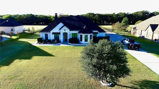 8228 Preserve Oaks Dr, Burleson, TX 76028