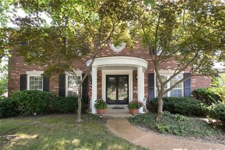 706 Wayfield Dr, Saint Louis, MO 63132