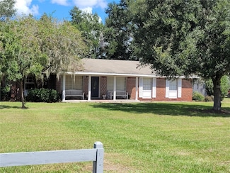 801 9th St NE, Fort Meade, FL 33841