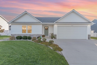 8554 Oakhill Dr, Freeland, MI 48623