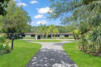10840 SW 67th Ave, Miami, FL 33156