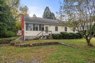 134 Lincoln St, Hudson, MA 01749