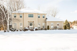 3300 Glen Abbey Terrace, Phoenix, NY 13135