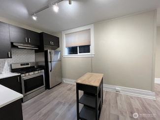 615 Boren Ave Unit 9, Seattle, WA 98104