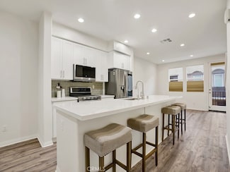 15331 Jasmine Ln Unit 105, Gardena, CA 90249