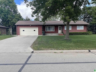 401 S 17th St, Dakota City, NE 68731