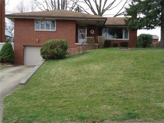 3419 Lynnwood Dr, Homestead, PA 15120