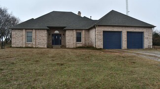 726 726 E Jerry Wayne Ln, Marlow, OK 73055