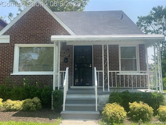 9248 Manor St, Detroit, MI 48204