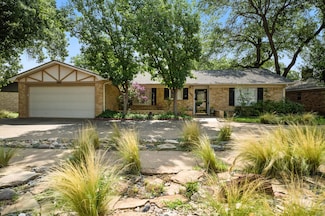 7907 Knoxville Ave, Lubbock, TX 79423