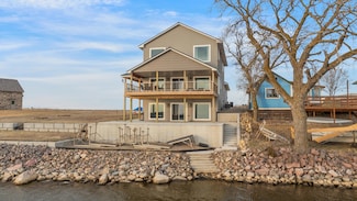 53 Oakwood Shoreline Dr, Bruce, SD 57220