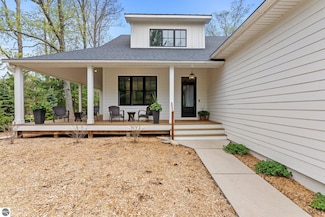 6108 W Crystal Bend Dr, Glen Arbor, MI 49636