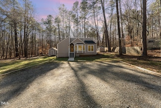 6 Pine Tree Ln, Chapel Hill, NC 27514