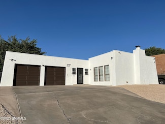 3230 Mercury Ln, Las Cruces, NM 88012