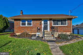 27 Roth Ave, Hellertown, PA 18055