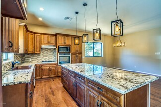 1445 E Emilie Cir, Oracle, AZ 85623