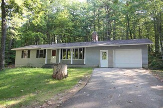 37 Bluffs Blvd, Center Ossipee, NH 03814