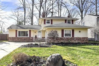 4520 Brendan Ln, North Olmsted, OH 44070