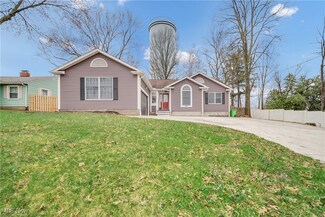 1722 Graham Rd, Silver Lake, OH 44224