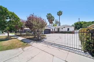 18356 Friar St, Tarzana, CA 91335