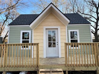 217 E 7th St, Adrian, MO 64720