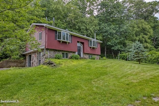 51 Taconic Creek Rd, Hillsdale, NY 12529