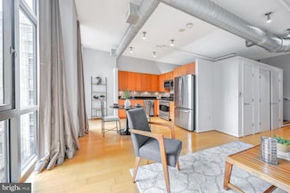 811 4th St NW Unit 701, Washington, DC 20001