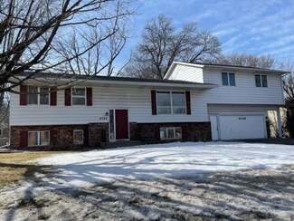 8706 Penn Ave S, Minneapolis, MN 55431