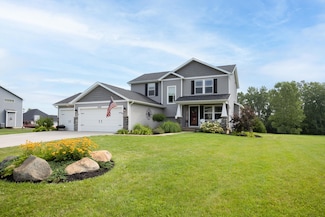 2039 W Coachlight Dr, Jackson, MI 49201
