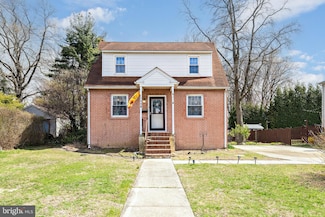 118 W Mill Rd, Maple Shade, NJ 08052