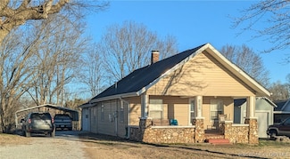 708 Illinois St, Warsaw, MO 65355