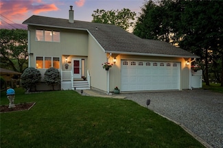 236 Indian Trail, Saunderstown, RI 02874