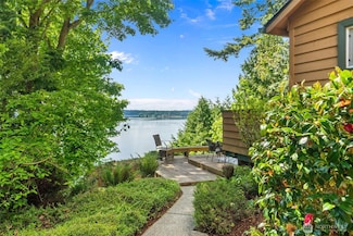 361 SE Totten Shores Dr, Shelton, WA 98584