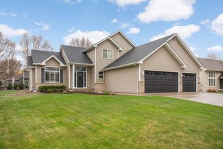 1365 Narcissus Curve, Victoria, MN 55386