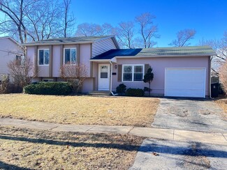 18110 Orleans Dr, Hazel Crest, IL 60429