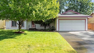 8302 W Deschutes Place, Kennewick, WA 99336